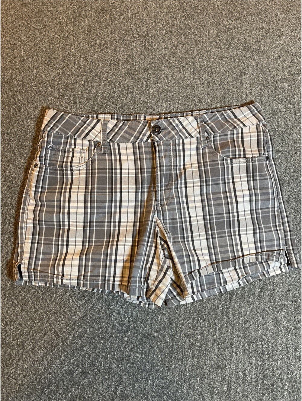Faded Glory Size 12 W34 L13 Shorts  Plaid Gray & White Women's